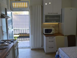 23932370-Ferienwohnung-4-Zagreb-300x225-5