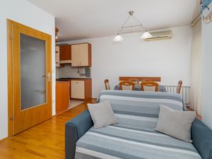 23923730-Ferienwohnung-3-Zagreb-300x225-2