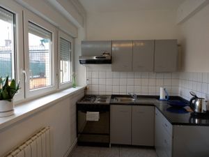 23968306-Ferienwohnung-6-Zagreb-300x225-3