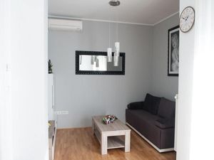 24058378-Ferienwohnung-4-Zagreb-300x225-2