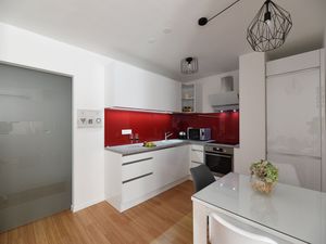 24058542-Ferienwohnung-3-Zagreb-300x225-3