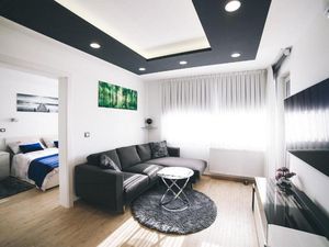 24058664-Ferienwohnung-4-Zagreb-300x225-2