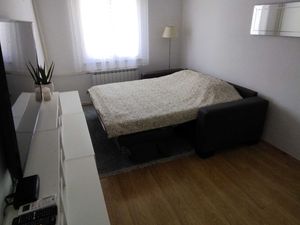 24058711-Ferienwohnung-4-Zagreb-300x225-1