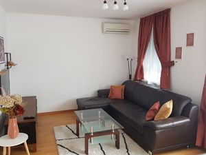 24058980-Ferienwohnung-4-Zagreb-300x225-3