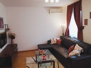 24058980-Ferienwohnung-4-Zagreb-300x225-5