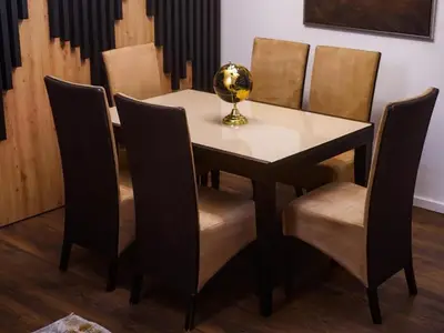 DiningRoom