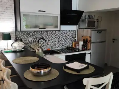 DiningRoom