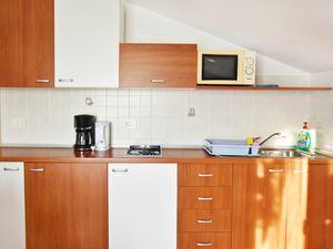 23955004-Ferienwohnung-4-Zambratija-300x225-4