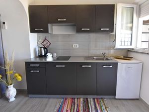 23969175-Ferienwohnung-3-Zambratija-300x225-2