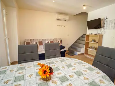 Ferienwohnung für 5 Personen (80 m²) in Zambratija 6/10
