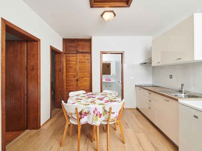 Ferienwohnung für 4 Personen (55 m²) in Zambratija 9/10