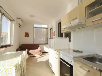 Ferienwohnung für 4 Personen (70 m²) in Zambratija 9/10