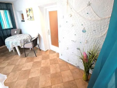 Ferienwohnung für 3 Personen (40 m²) in Zambratija 8/10