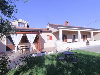 Ferienwohnung für 4 Personen (45 m²) in Zambratija 4/10