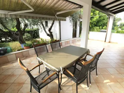 Ferienwohnung für 4 Personen (65 m²) in Zambratija 6/10