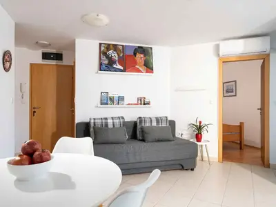 Ferienwohnung für 4 Personen (55 m²) in Zambratija 9/10