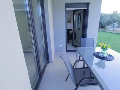 Ferienwohnung für 6 Personen (65 m²) in Zambratija 3/10