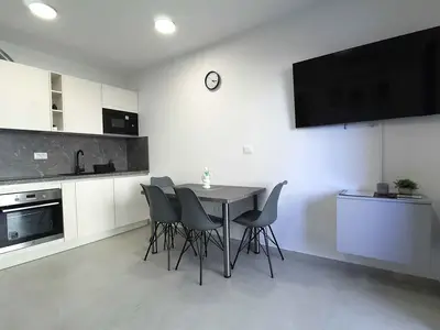 Ferienwohnung für 4 Personen (42 m²) in Zambratija 6/10