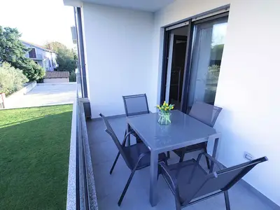 Ferienwohnung für 4 Personen (47 m²) in Zambratija 1/10