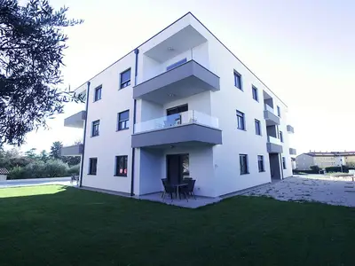 Ferienwohnung für 4 Personen (47 m²) in Zambratija 2/10