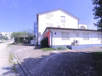 Ferienwohnung für 4 Personen (45 m²) in Zambratija 4/10