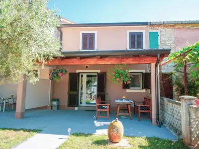 Ferienwohnung für 5 Personen (80 m²) in Zambratija 2/10