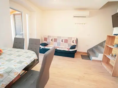 Ferienwohnung für 5 Personen (80 m²) in Zambratija 7/10