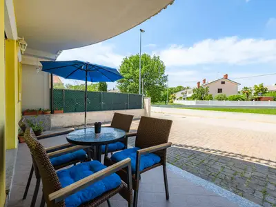 Ferienwohnung für 4 Personen (42 m²) in Zambratija 2/10