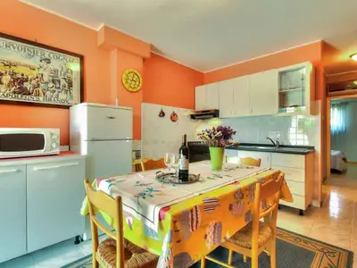 Ferienwohnung für 4 Personen (60 m²) in Zambratija 5/10