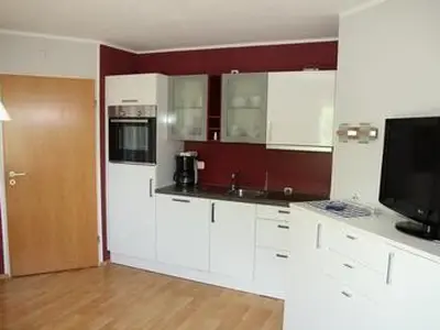 Neue Küche mit Spülmaschine, Backofen mit Grill und Umluft