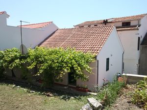 Ferienwohnung für 4 Personen (24 m²) in Zaostrog