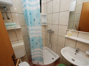 23926917-Ferienwohnung-3-Zaostrog-300x225-5