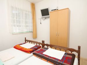 19128741-Ferienwohnung-4-Zarace-300x225-4