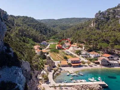 Ferienwohnung für 2 Personen in Zastražišće 5/10