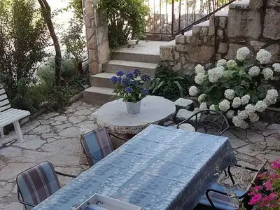 Ferienwohnung für 8 Personen in Zastražišće 4/10