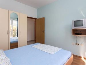 24057484-Ferienwohnung-2-Zaton Veliki-300x225-4