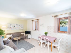 24058198-Ferienwohnung-4-Zaton Veliki-300x225-3