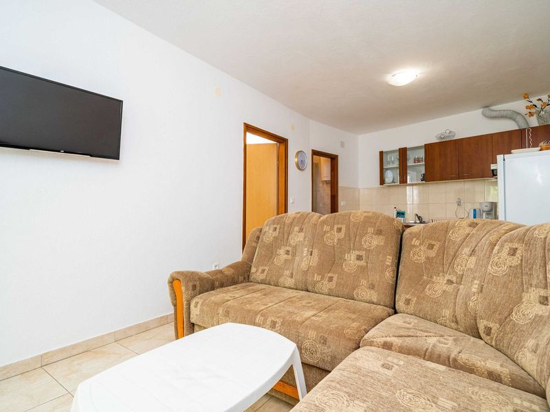 24058876-Ferienwohnung-2-Zaton Veliki-800x600-0