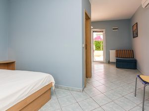 23366835-Ferienwohnung-2-Zaton (Zadar)-300x225-5