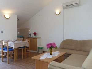 23580348-Ferienwohnung-4-Zaton (Zadar)-300x225-1