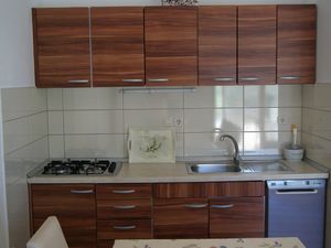 19646391-Ferienwohnung-4-Zavala-300x225-4