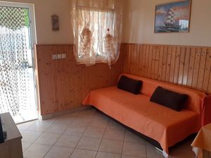 23539273-Ferienwohnung-4-Zavala-300x225-1