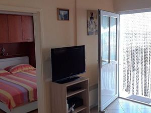 23539273-Ferienwohnung-4-Zavala-300x225-2