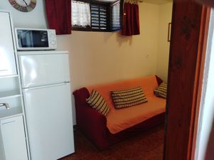 23930456-Ferienwohnung-5-Zavala-300x225-1