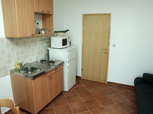 18323425-Ferienwohnung-4-Zavala-300x225-2