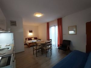 Ferienwohnung für 2 Personen (25 m²) in Zavala