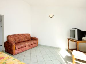 23925856-Ferienwohnung-6-Zavalatica-300x225-1