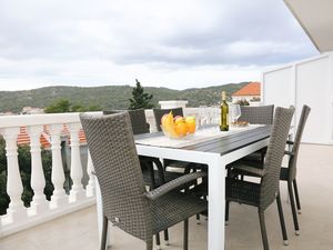 Ferienwohnung für 4 Personen (54 m²) in Zavalatica