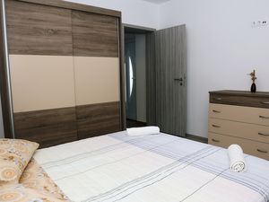 21720441-Ferienwohnung-2-Zavalatica-300x225-5