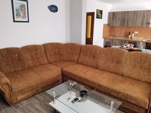 23375241-Ferienwohnung-6-Zavalatica-300x225-2